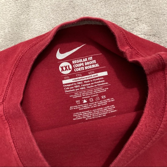 Nike Tee - Picture 4 of 5